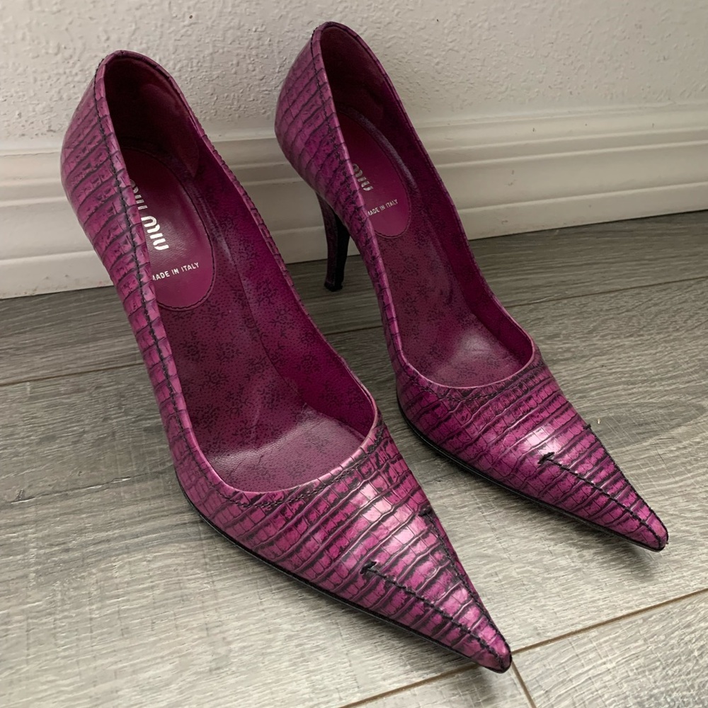 Magenta MIU MIU heels